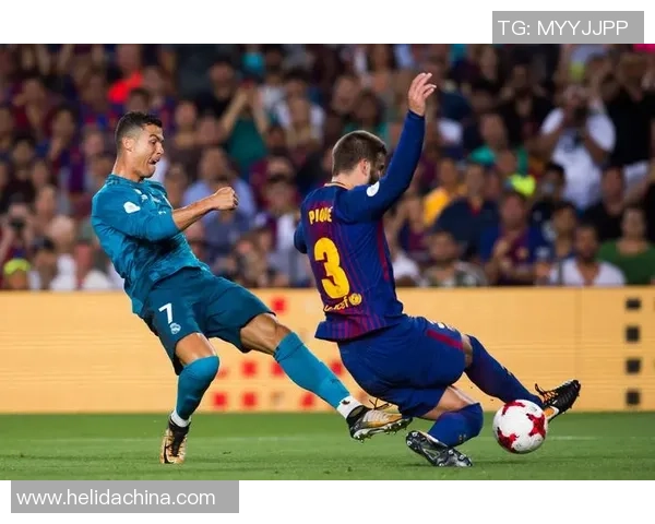 15-16赛季第12轮巴萨与皇马精彩对决全场录像回顾与分析